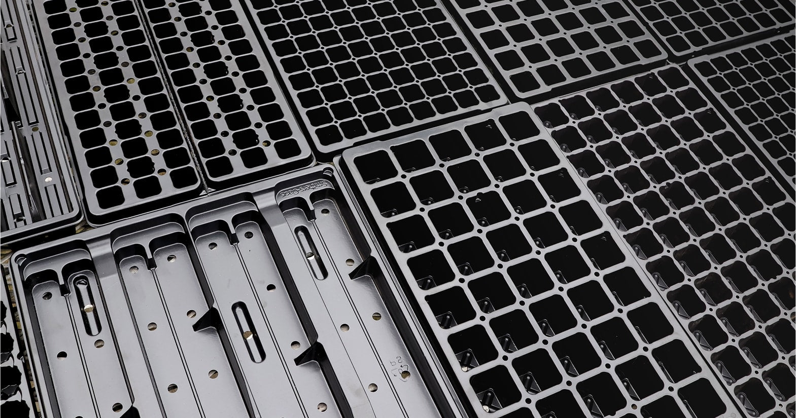 Trays and Accessories